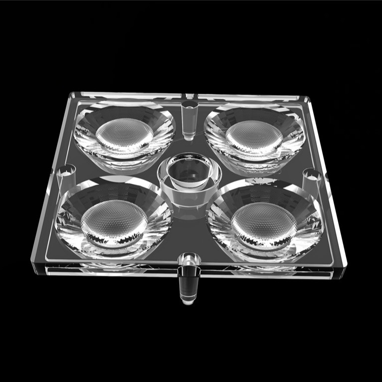 50*50mm 30 degré 4 en 1 Lentille de lumière LED Matériau PC pour l'éclairage d'inondation SMD7070/ 5050/4*3030 LED
