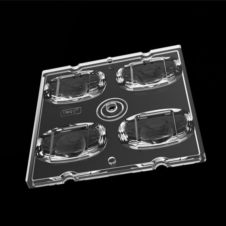 50*50mm TYPE2 Asymétrique 4 en 1 Lentille de lumière LED Matériau PC pour l'éclairage d'inondation SMD7070/ 5050/4*3030 LED